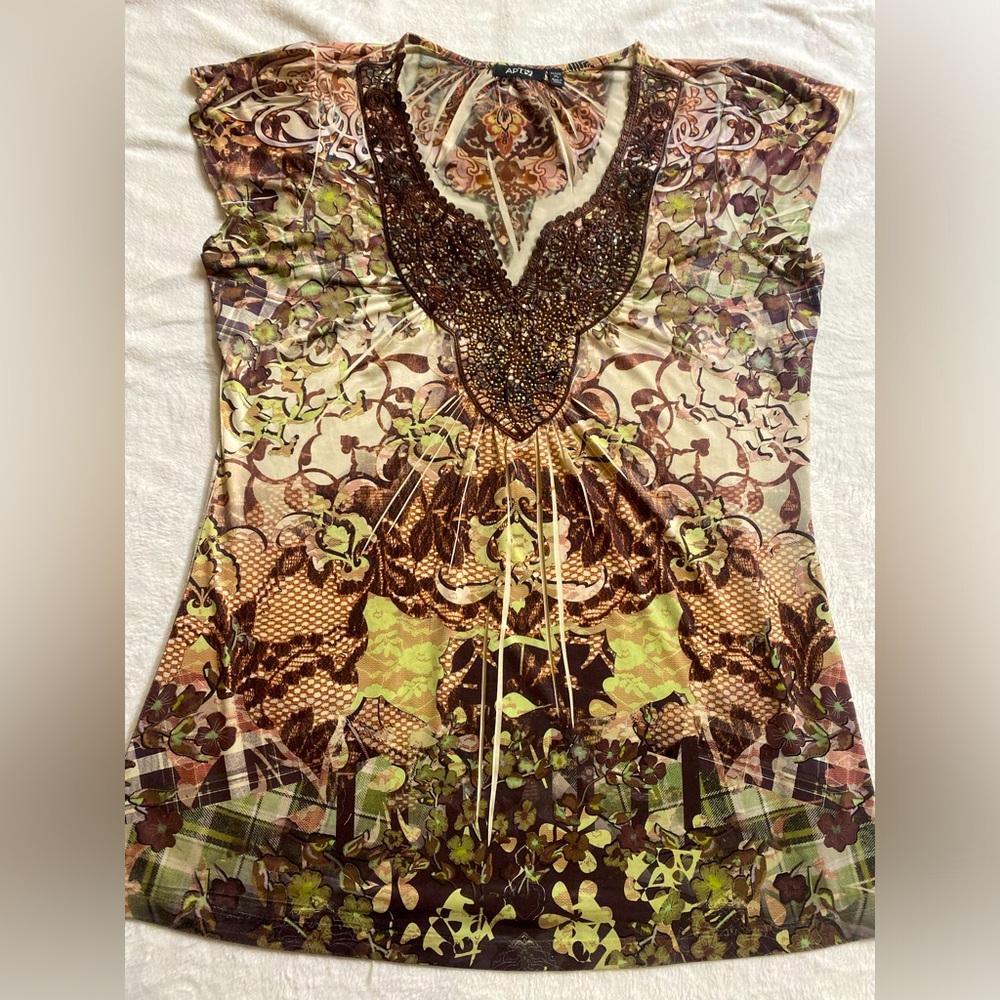 Ladies Apt. 9 Petite Large Blouse. Women’s Dressy Shirt short sleeve